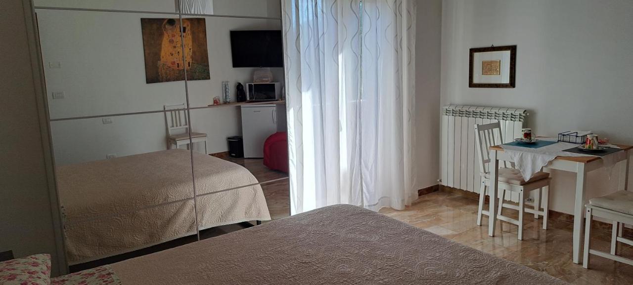 Villa Francesca Спольторе Экстерьер фото